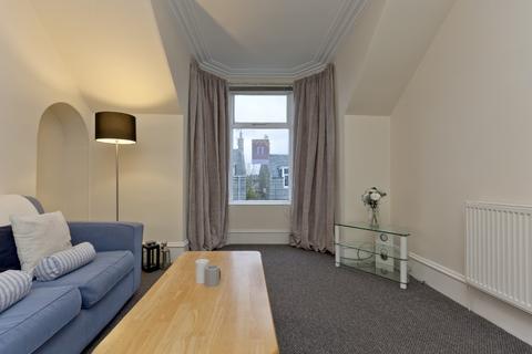 3 bedroom flat to rent, Bedford Place, Kittybrewster, Aberdeen, AB24