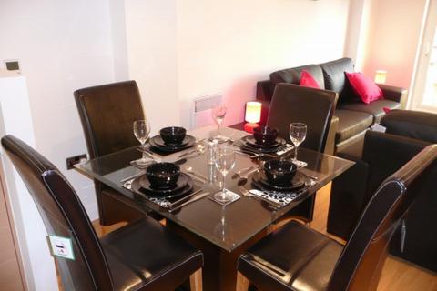 2 bedroom apartment to rent, XQ7 Building, Taylorson Street South, Salford, M5 3FP