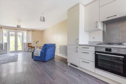 27 Ash Grove, Chesham, HP5 2FU