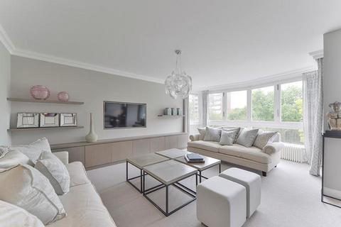 3 bedroom flat for sale, Raynham, Norfolk Crescent, Hyde Park, London, W2