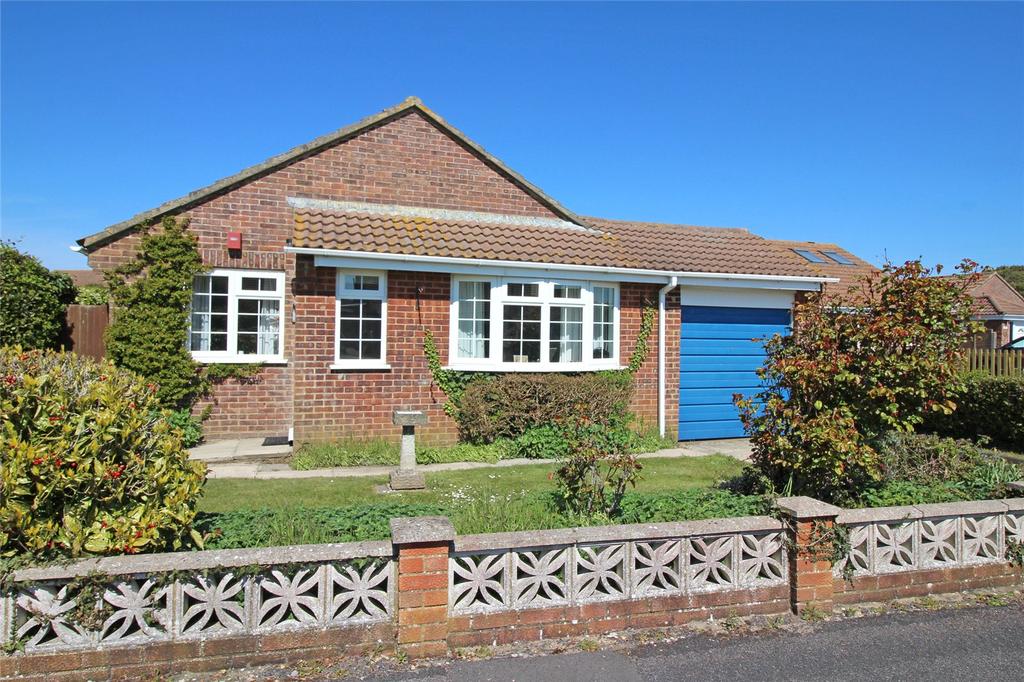 Swallow Drive, Milford on Sea... 3 bed bungalow £495,000