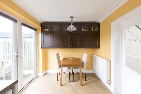 16 Pollard Close, Chigwell, IG7 4PE