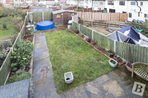 16 Pollard Close, Chigwell, IG7 4PE