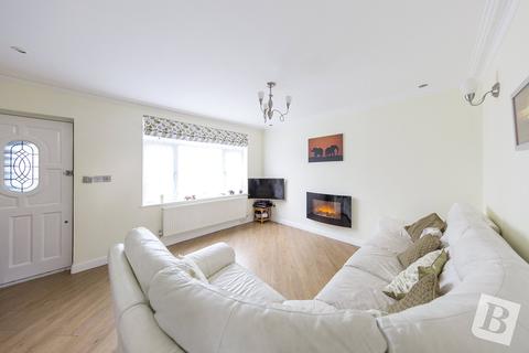 16 Pollard Close, Chigwell, IG7 4PE