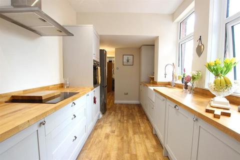 111 Avondale Road, Darwen, BB3 1NT