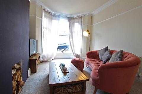 111 Avondale Road, Darwen, BB3 1NT