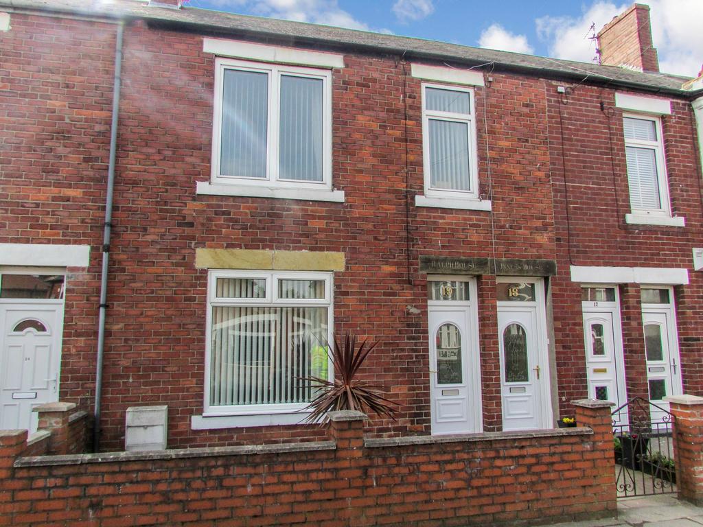 Millbank Crescent, Bedlington... 4 bed flat £120,000