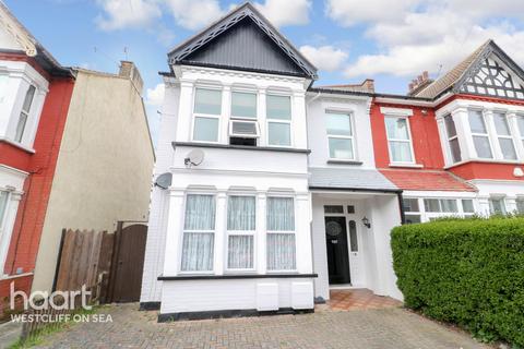 5 Cranley Road, Westcliff-on-sea, SS0 8AJ