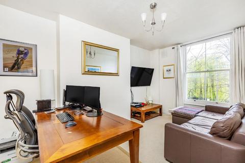 Flat E, 11 Wimbledon Park Road, London, SW18 1LS