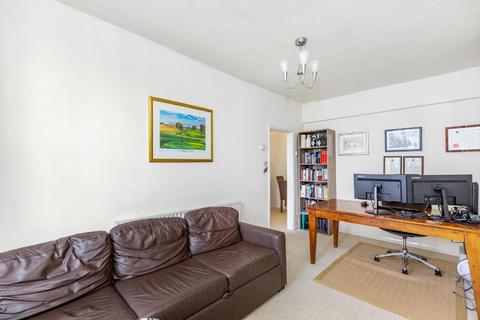 Flat E, 11 Wimbledon Park Road, London, SW18 1LS