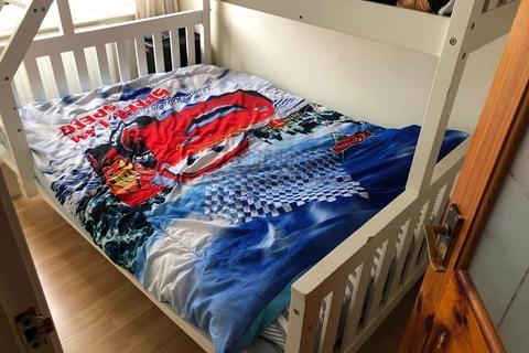 29 Gibbs Couch, Watford, WD19 5EG