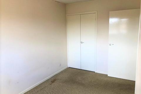 32 Gibbs Couch, Watford, WD19 5EQ