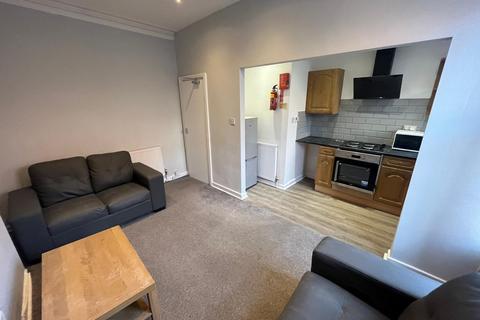 1 bedroom apartment to rent, Flat 1, Providence Avenue, Leeds, West Yorkshire, LS6