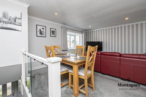 3 Hampden Close, North Weald, Epping, CM16 6JX