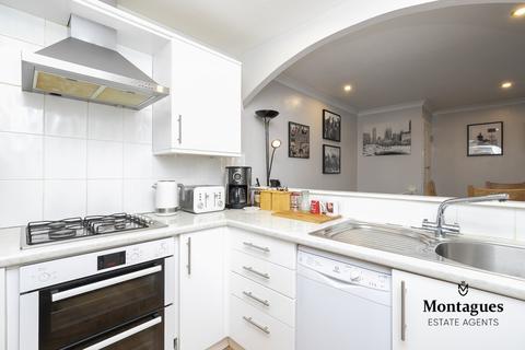 3 Hampden Close, North Weald, Epping, CM16 6JX