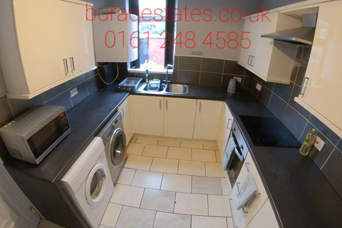 6 bedroom terraced house to rent - Haydn Avenue, Manchester