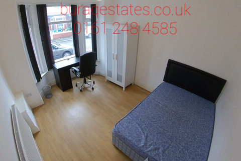 6 bedroom terraced house to rent - Haydn Avenue, Manchester