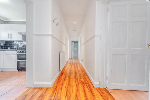 Flat 2/1, 22 Essenside Avenue, Glasgow, G15 6DX