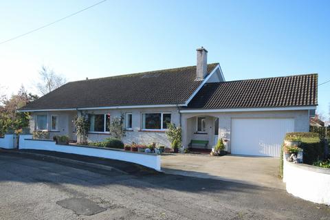 13 Bourtree Crescent, Kirkcudbright, DG6 4AX