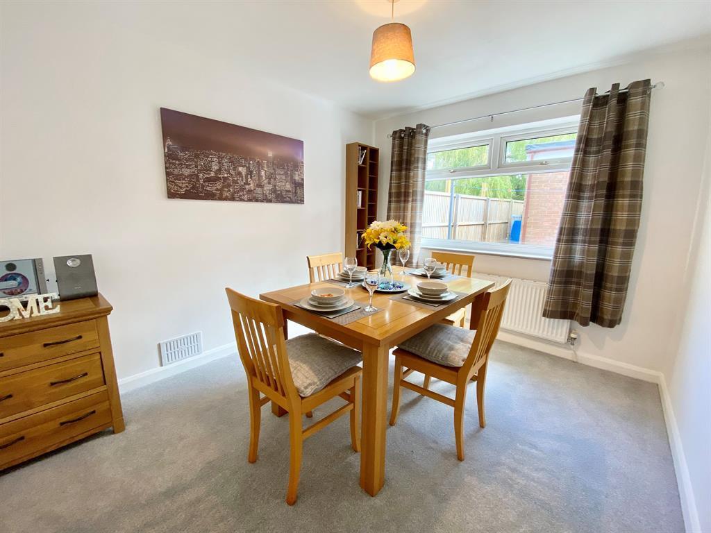 Dining Room/Bedroom