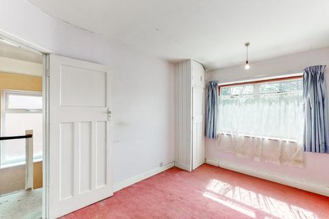 8 David Avenue, Greenford, UB6 8HG