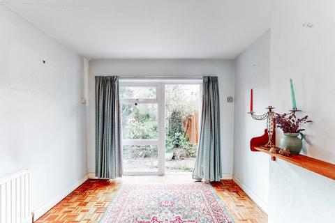 8 David Avenue, Greenford, UB6 8HG