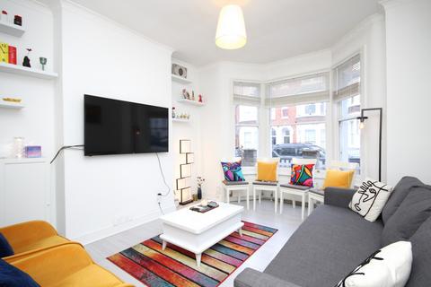 1 bedroom flat to rent, Dynham Road, West Hampstead, NW6