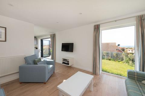 6 Norview Road, Whitstable, CT5 4DN