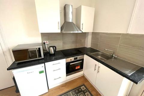 Property to rent, Twickenham TW2
