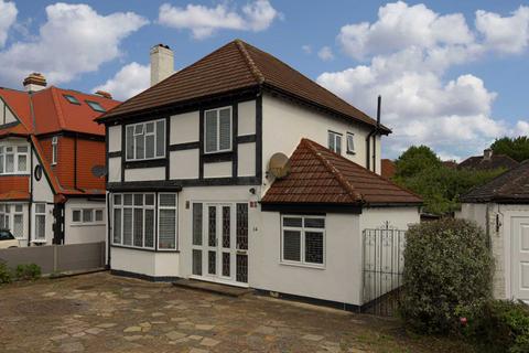 4 bedroom detached house to rent, Briarwood Road, Stoneleigh