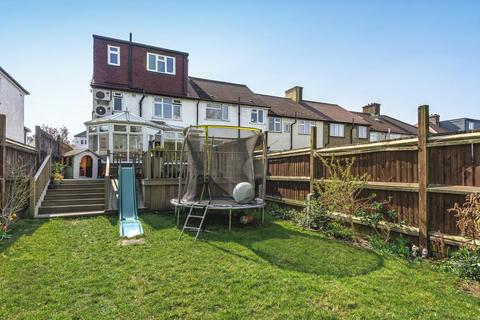 35 Greenway, Chislehurst, BR7 6JQ