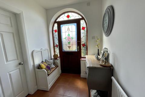 18 Ashworth Crescent, Nottingham, NG3 6BX