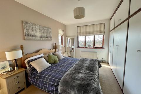 18 Ashworth Crescent, Nottingham, NG3 6BX