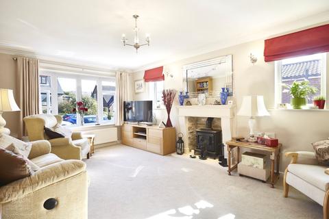 48 Sunfield Lane, Diggle, Oldham, OL3 5PT