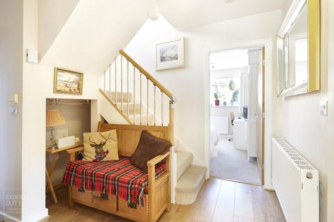48 Sunfield Lane, Diggle, Oldham, OL3 5PT