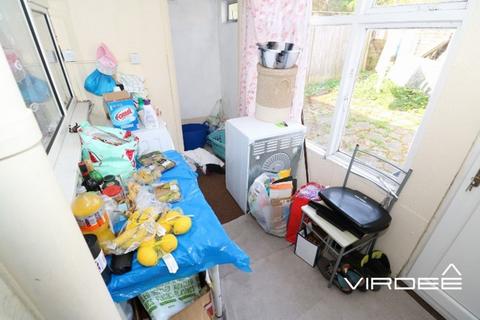 3 Carshalton Road, Birmingham, B44 0TG