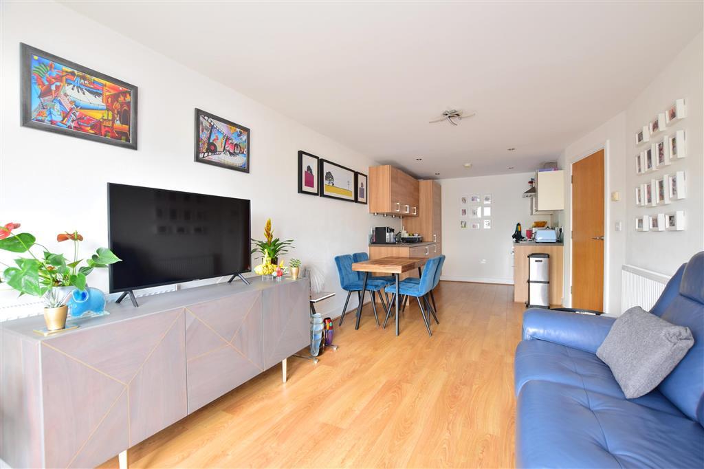Lounge/Diner/ Kitchen