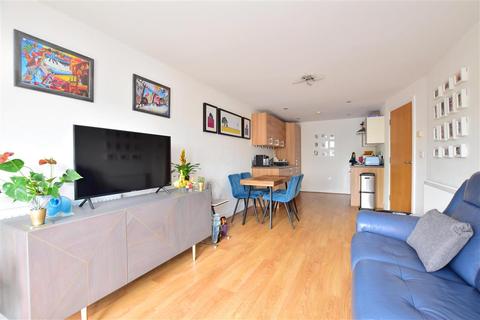 20 Louisa Oakes Close, London, E4 8AS
