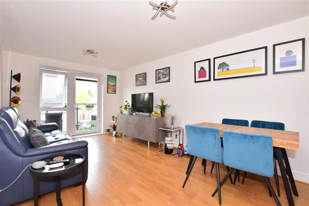 Lounge/Diner/ Kitchen
