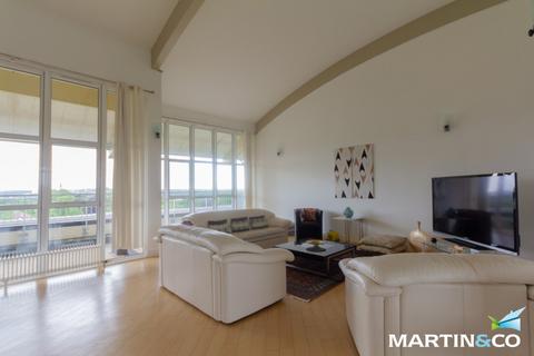 3 bedroom penthouse to rent, Britannic Park, Yew Tree Road, Moseley, B13