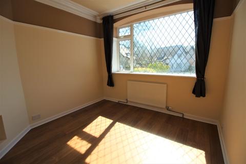 16 Green Lane, Oldham, OL8 3AY