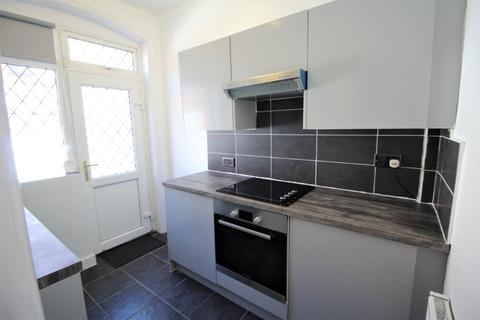 16 Green Lane, Oldham, OL8 3AY