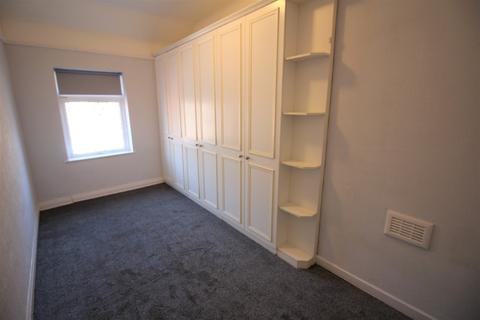 16 Green Lane, Oldham, OL8 3AY
