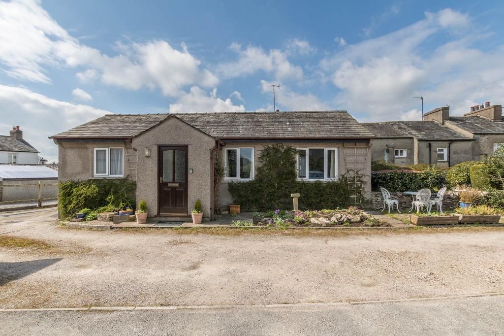 The Bungalow, Main Street, Levens 2 bed semidetached bungalow £200,000