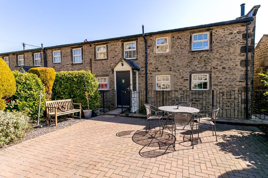 School Lane, Addingham 4 bed cottage £350,000