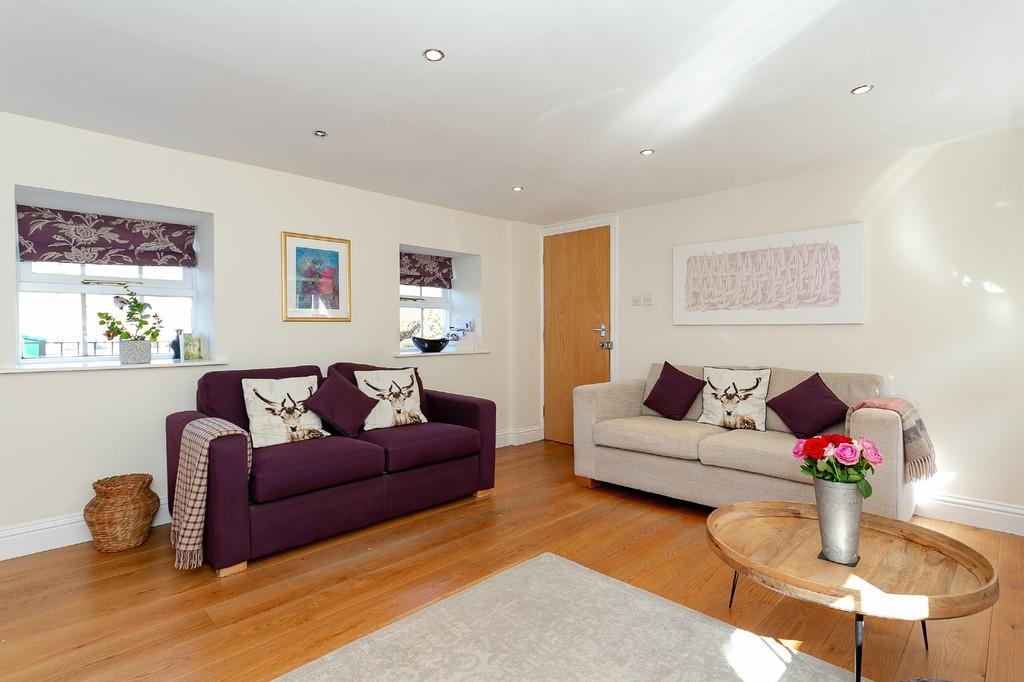 School Lane, Addingham 4 bed cottage £350,000