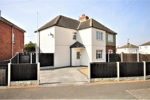 44 Ash Tree Road, Thorne, Doncaster, DN8 5LW