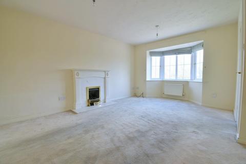 5 Clifton Way, Burton-on-trent, DE15 9DW
