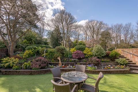 Bancroft Court, Reigate, Surrey, RH2