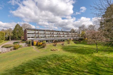 2 bedroom bungalow for sale, Bancroft Court, Reigate, Surrey, RH2